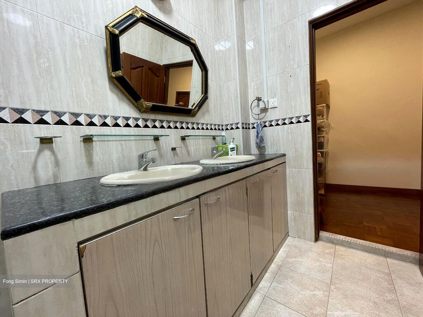 Hougang Central (D19), Terrace #453489551